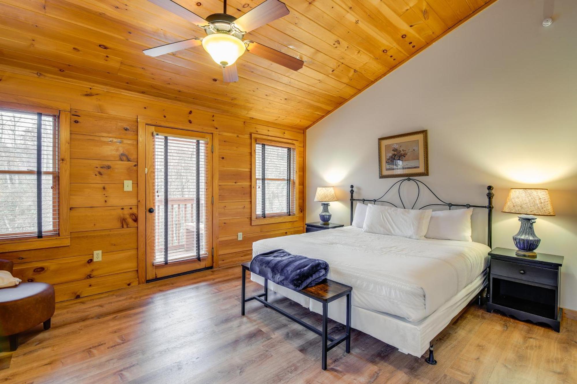 Villa Pet-Friendly Gatlinburg Retreat With Hot Tub! Exterior foto