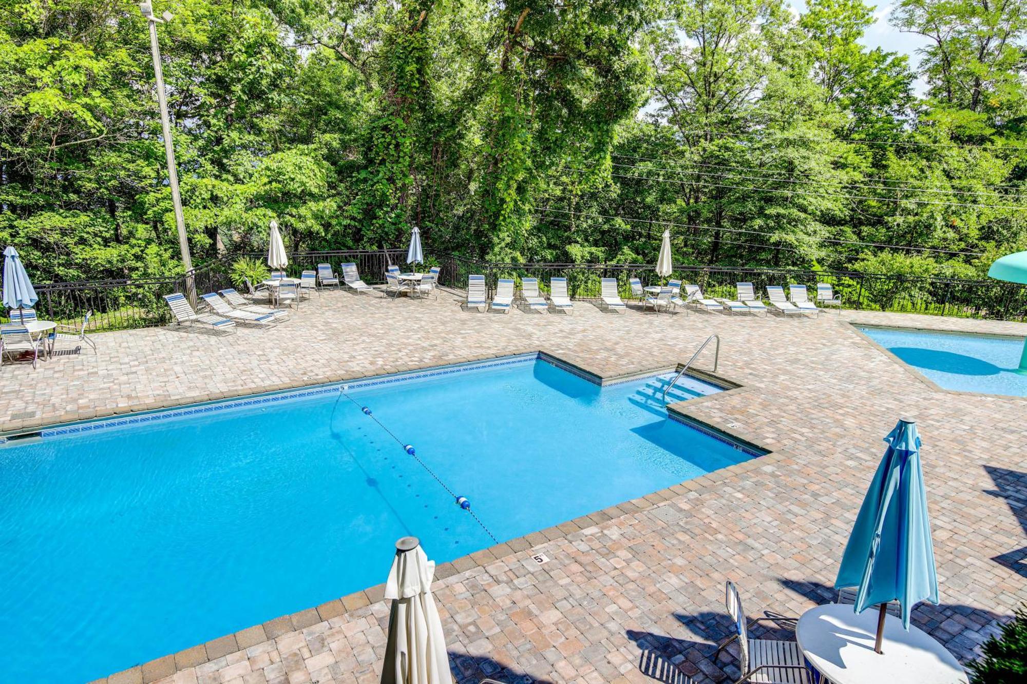 Villa Pet-Friendly Gatlinburg Retreat With Hot Tub! Exterior foto